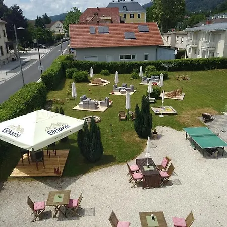 Guest house Gaestehaus Residenz Lapeiner Portschach am Woerthersee