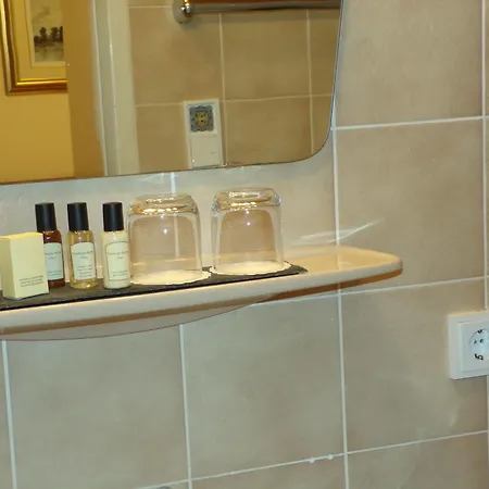 Gaestehaus Residenz Lapeiner Portschach am Woerthersee