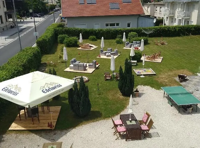 Guest house Gaestehaus Residenz Lapeiner Portschach am Woerthersee