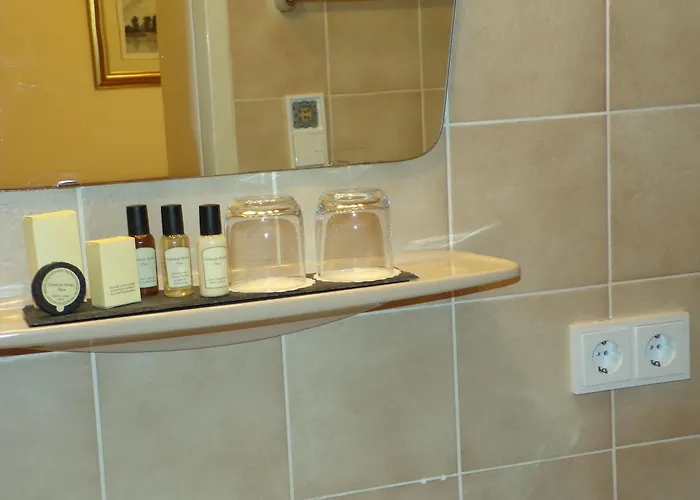 Gaestehaus Residenz Lapeiner Portschach am Woerthersee